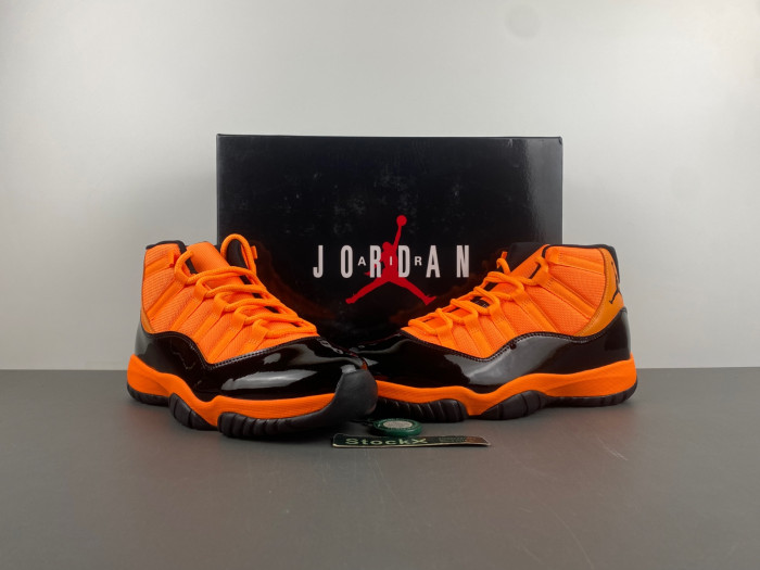 Air Jordan 11 Retro "Black Orange" CT8012-800