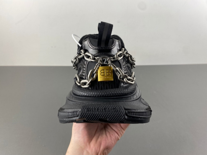 BLCG 3XL SNEAKER 825622 W3XPL 1882