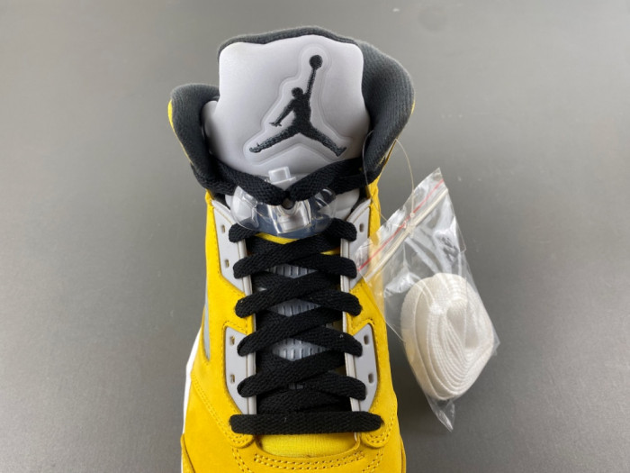 Air Jordan 5 Retro Tokyo T23 (2025) IO3372-700