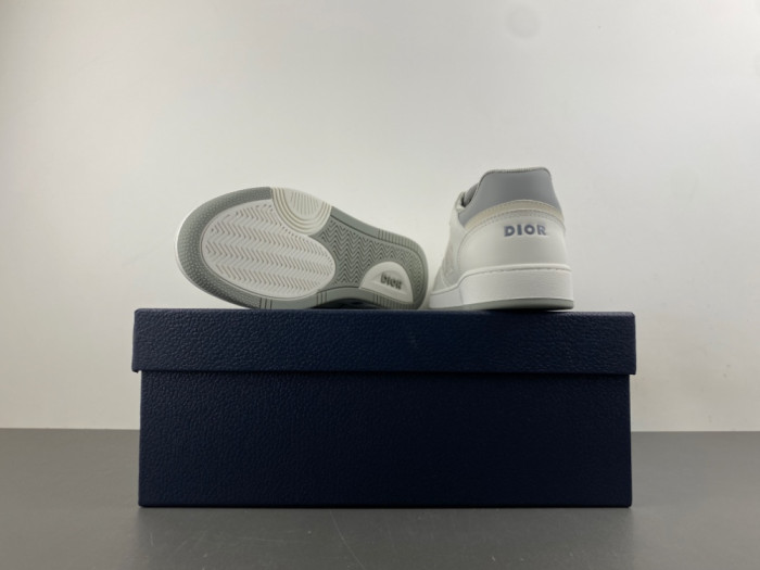 D10R B27 Sneaker