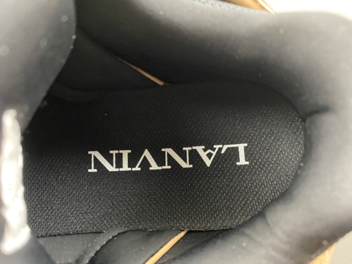 Lanu1n sneakers