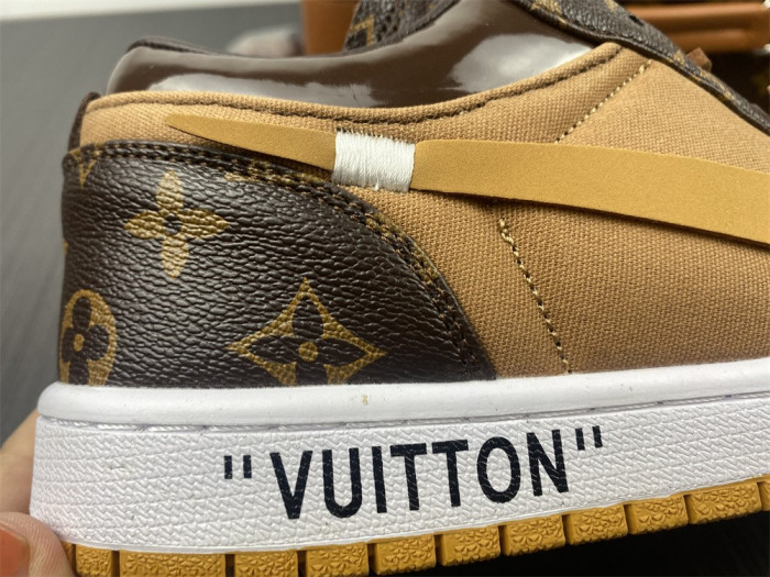 AIR JORDAN 1 OFW Low Top (WITH CASE)