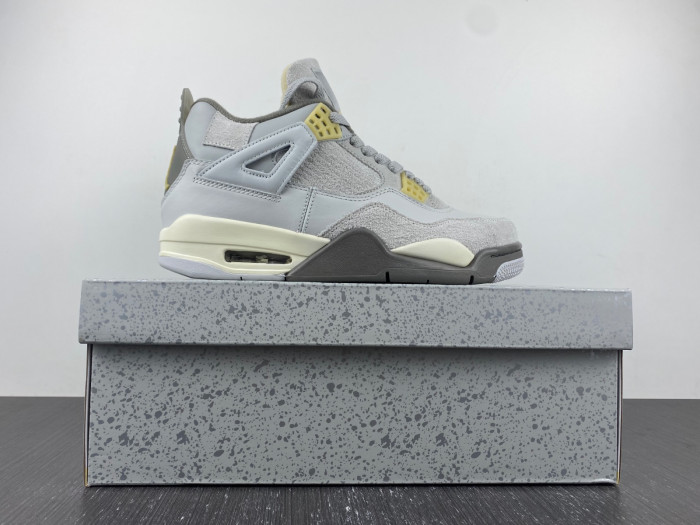 Air Jordan 4 Retro SE Craft Photon Dust DV3742-021