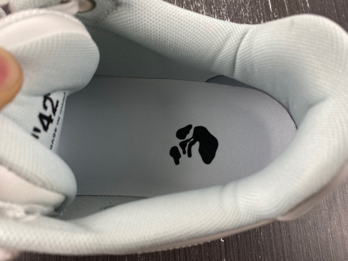 OFW SNEAKER
