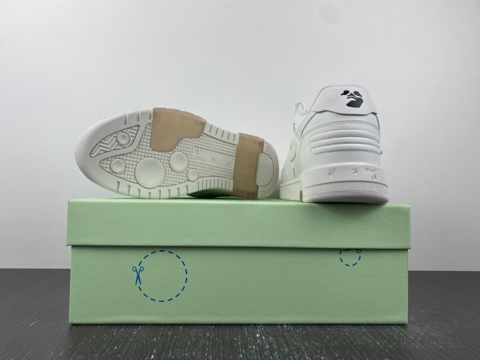 OFW SNEAKER