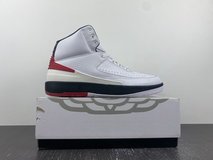 Air Jordan 2 Retro OG Chicago (2022) DX2454-106