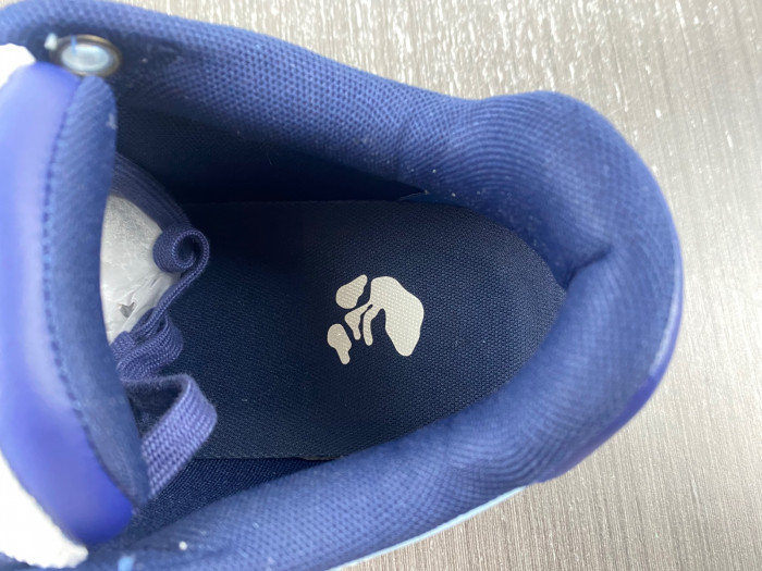 OFW SNEAKER