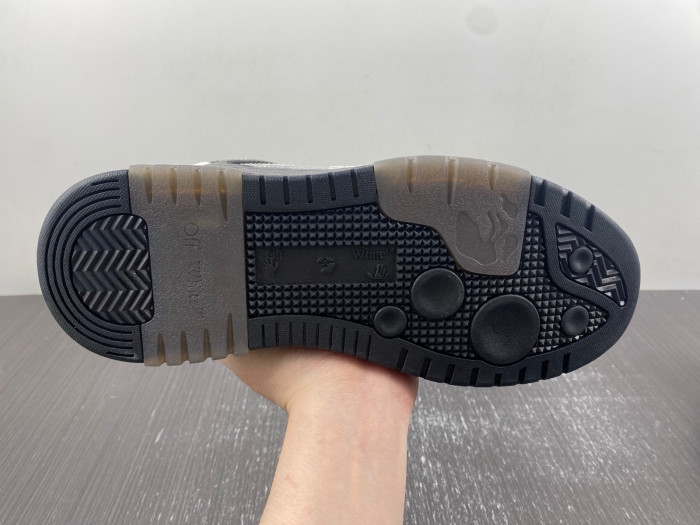 OFW SNEAKER