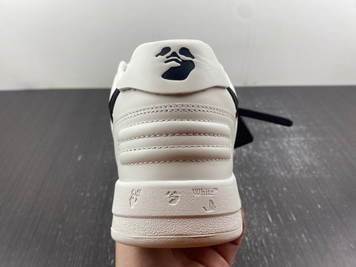 OFW SNEAKER