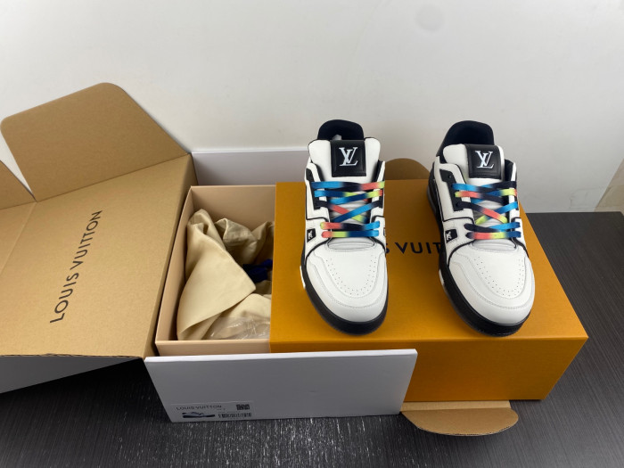 D00G7 Lou1su1tt SNEAKER LOW