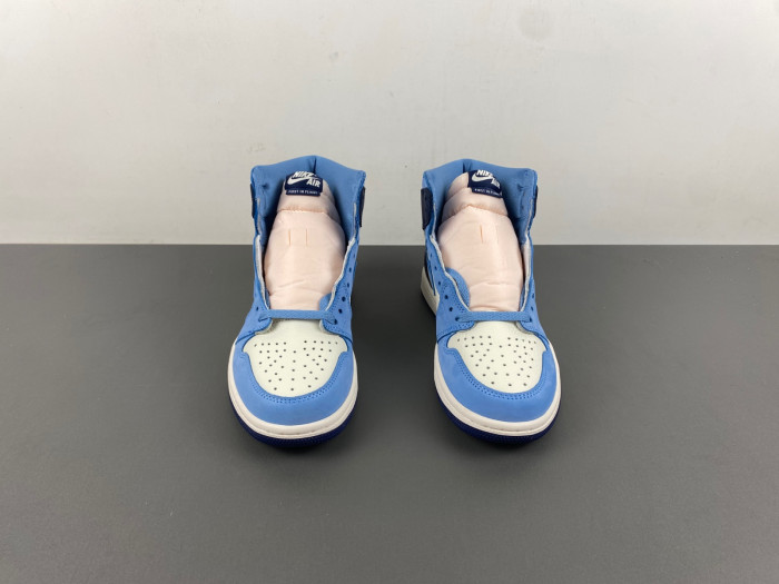 Air Jordan 1 High OG First in Flight (Women
