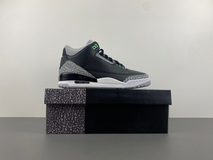 Air Jordan 3 Retro Green Glow CT8532-031