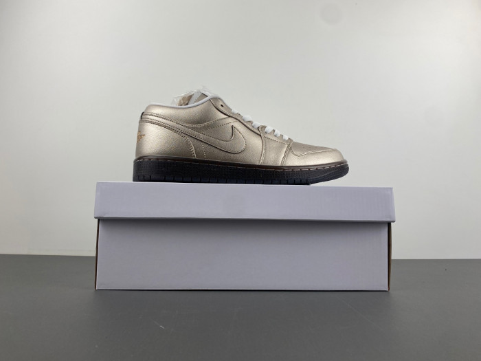 Air Jordan 1 Low SE Metallic Zinc (Women