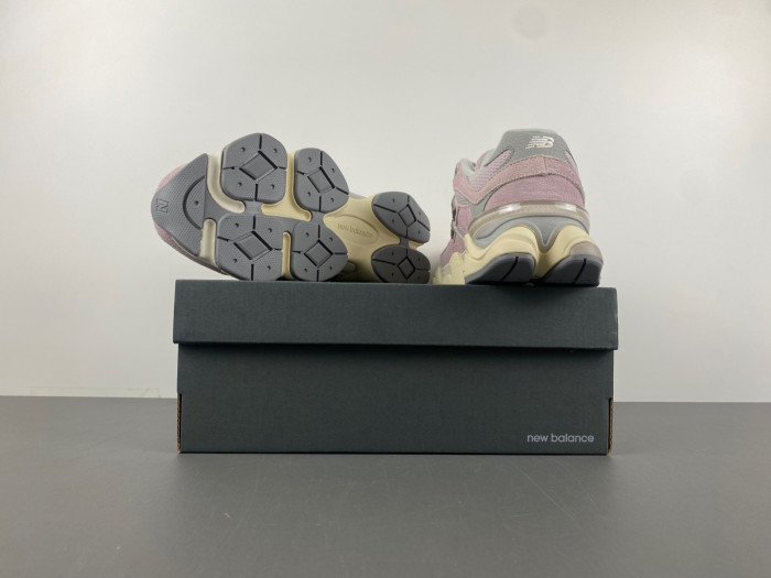 N3W BLANCE 9060 December Sky U9060HSP