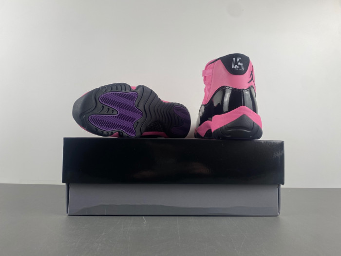 Air Jordan 11 pink and black CT8012-401