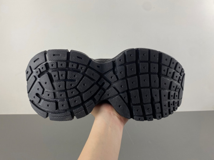 BLCG 3XL SNEAKER 825622 W3XPL 1882