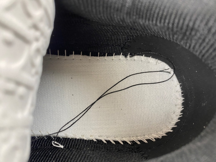 D10R B27 Sneaker