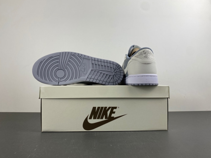 Travis Scott x Air Jordan 1 Low "Medium Olive"HQ2004-400