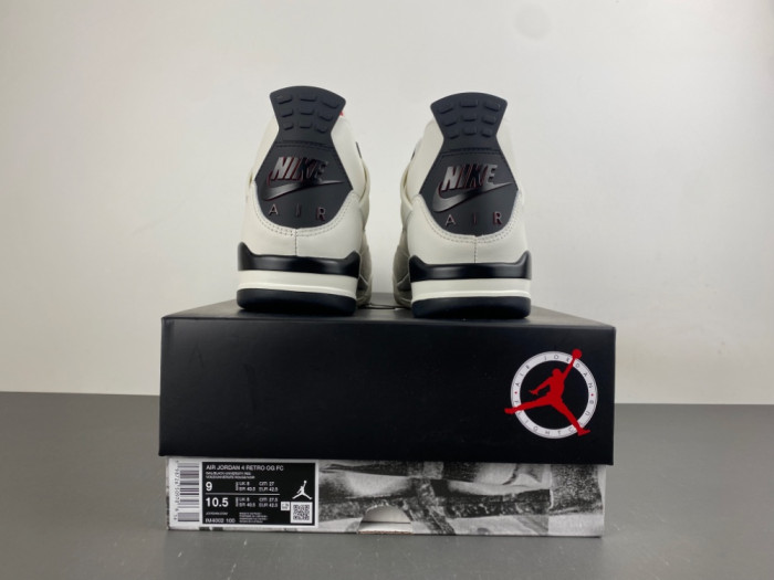 Air Jordan 4 Retro OG Flight Club IM4002-100