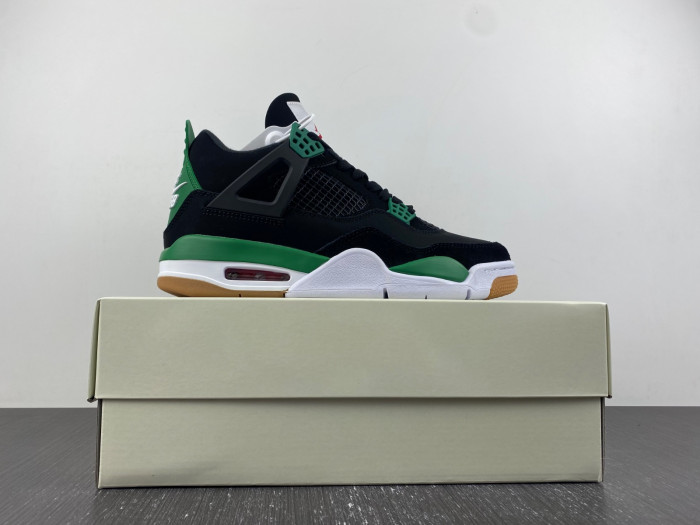 Nike SB x Air Jordan 4 Black and Green DR5415-030
