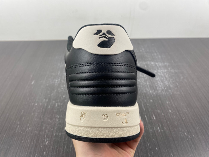 OFW SNEAKER