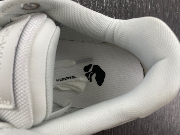 OFW SNEAKER