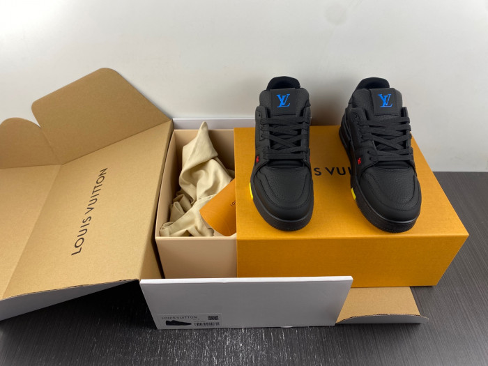 D00G7 Lou1su1tt SNEAKER LOW