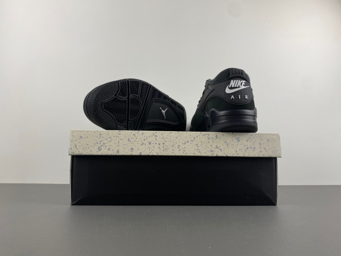 Air Jordan 4 RM "Black Cat" FQ7939-004