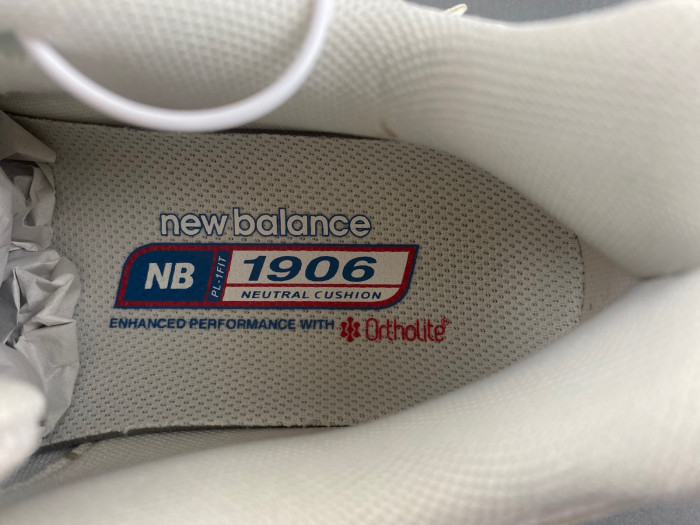 N3W BLANCE 1906A Sea Salt Astro Dust M1906AB