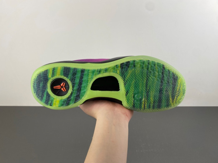 Nike Kobe 8 Protro Mambacurial IO6253-500