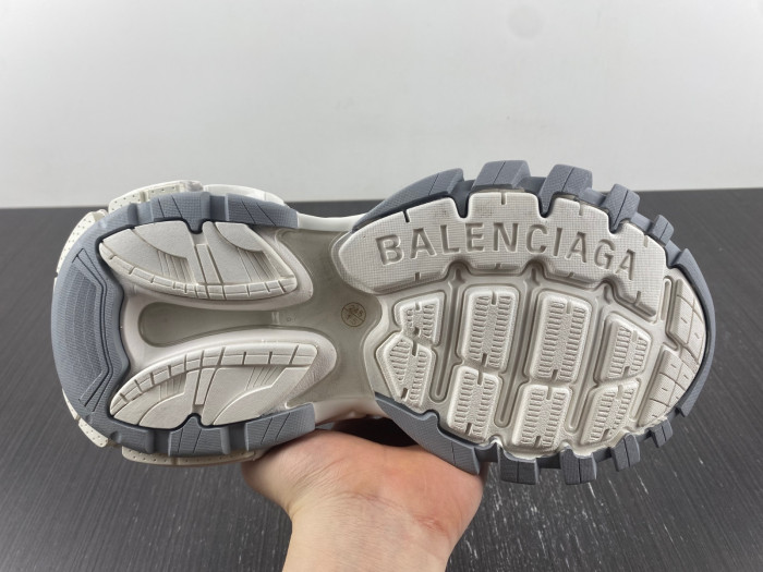BLCG Track Trainer White Silver 542436 W2F5C 9081