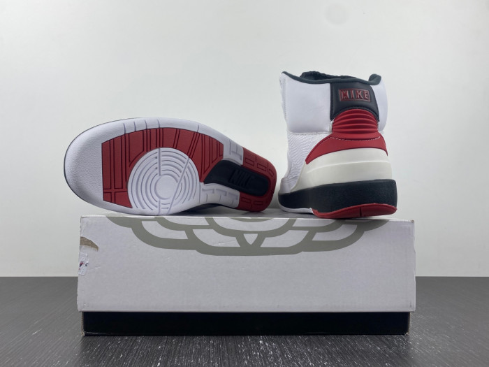 Air Jordan 2 Retro OG Chicago (2022) DX2454-106