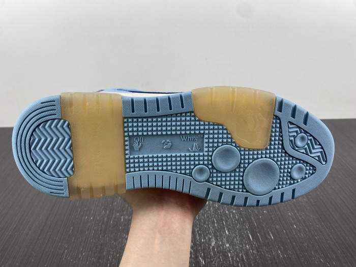 OFW SNEAKER