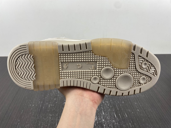 OFW SNEAKER