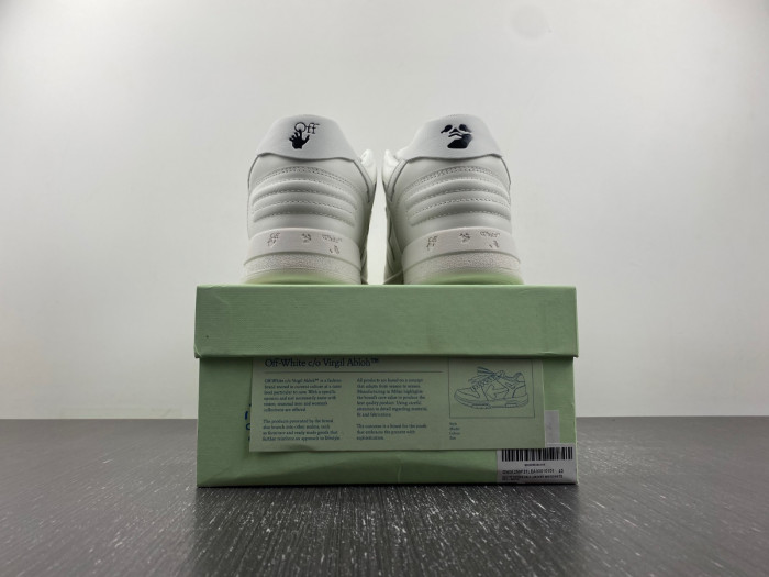 OFW SNEAKER