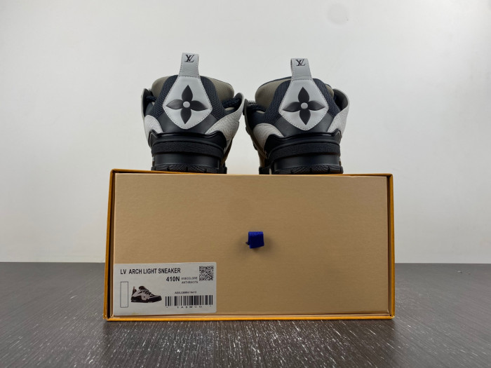 Lou1su1tt Skate Sneaker