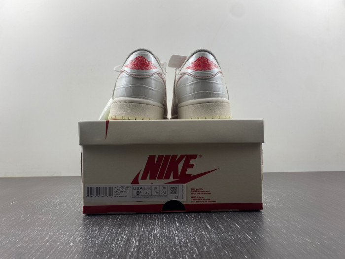 Travis Scott x Air Jordan 1 Low OG DM7866-601