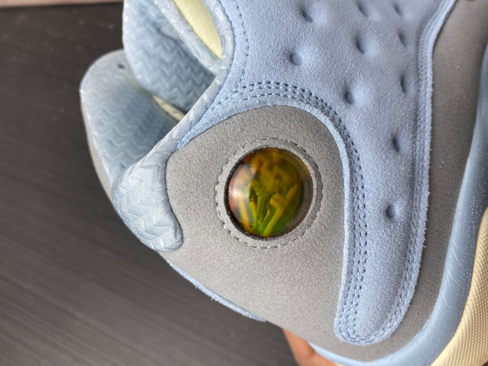 Air Jordan 13 SOLEFLY DX5763-100