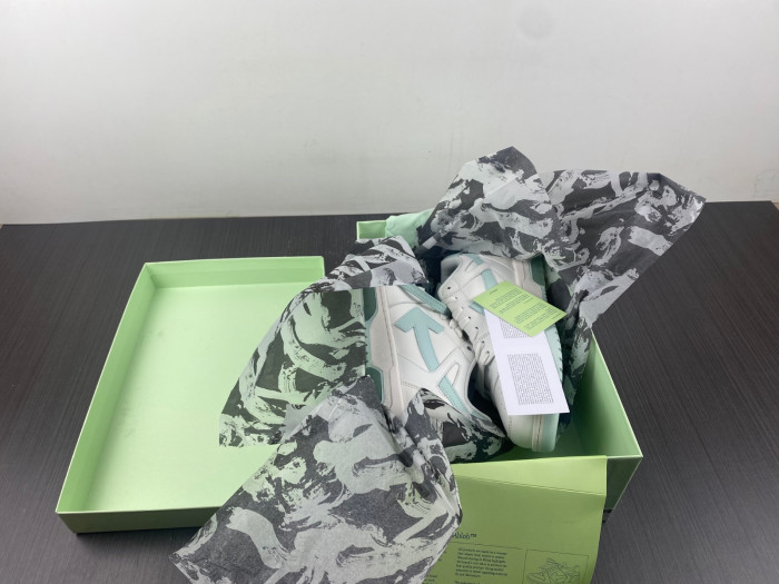 OFW SNEAKER
