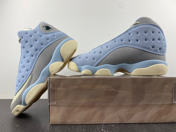Air Jordan 13 SOLEFLY DX5763-100