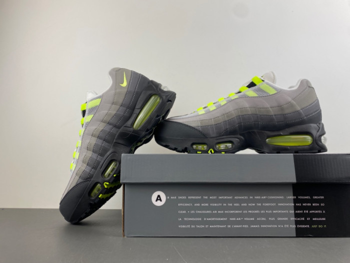 Nike Air Max 95 OG Big Bubble Neon (2025) HM4740-001