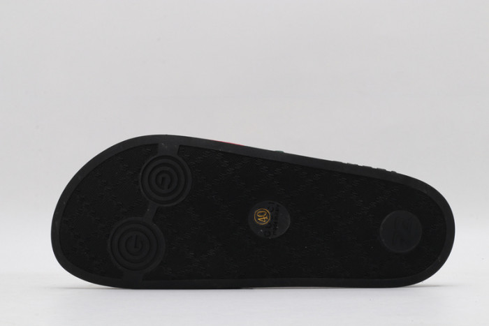 Gu66 SLIPPERS