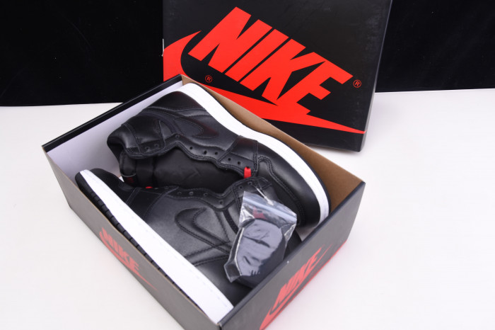 Air Jordan 1 Black Satin Gym Red 555088-060