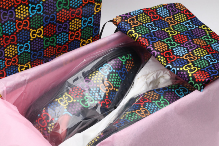 Gu66 Ace Embroidered Low-Top Sneaker 610085 H2020 1110