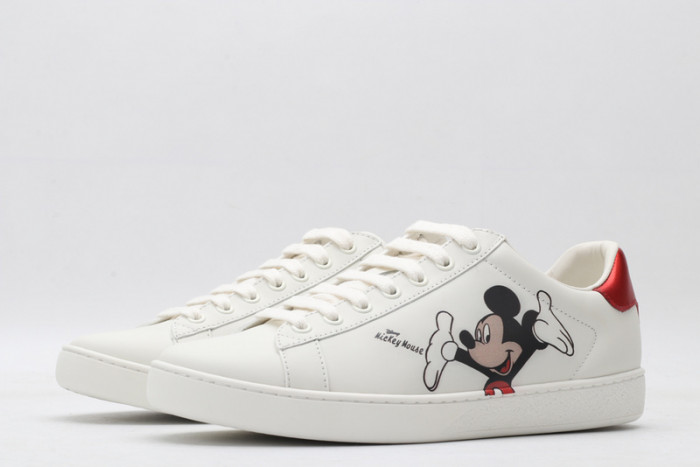 Disney & Gu66