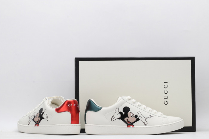 Disney & Gu66