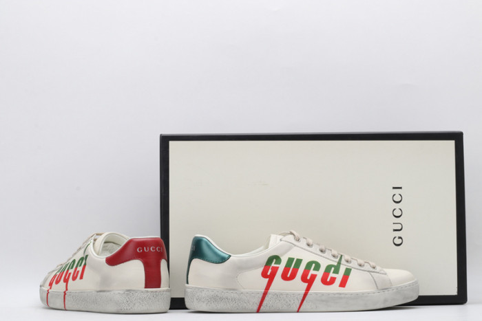 Gu66 Ace Embroidered Low-Top Sneaker 576137 A38V0 9090