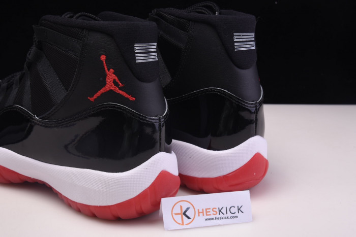 Jordan 11 Retro Playoffs Bred (2019) 378037-061