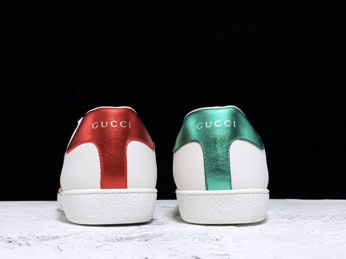 Gu66 Ace Embroidered Low-Top Sneaker white with logo