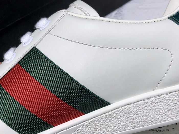 Gu66 Ace Embroidered Low-Top Sneaker